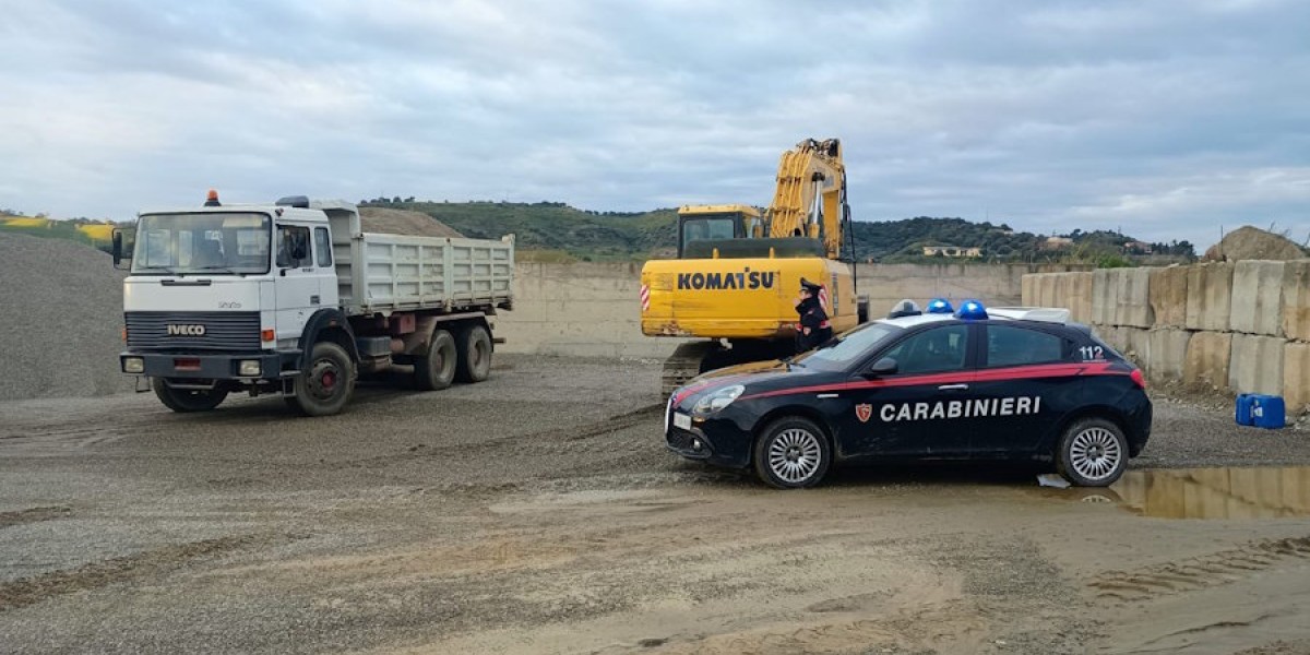 Cirò Marina: due uomini denunciati per prelievo di inerti dal fiume Lipuda