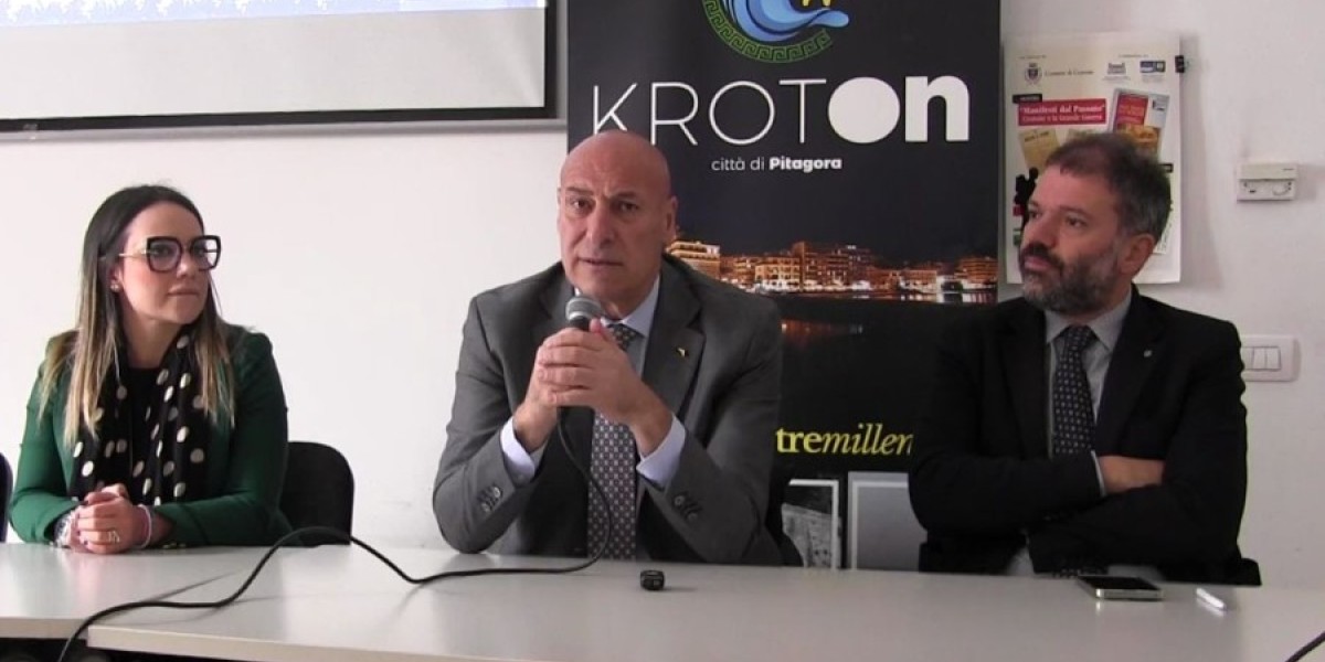 Natale al centro 2025: presentato il calendario degli eventi natalizi