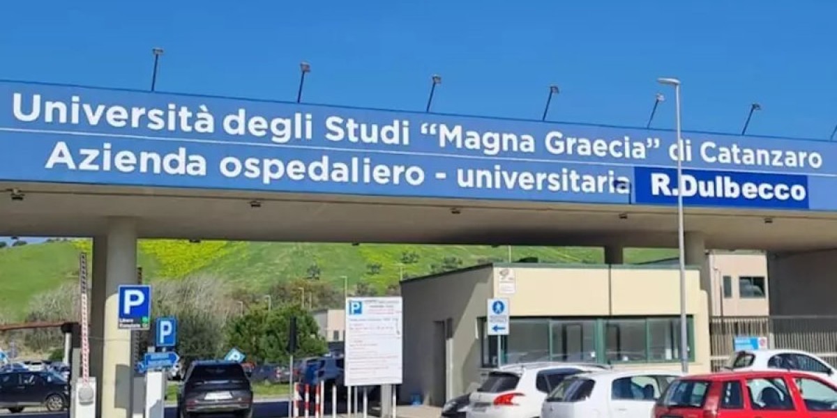 Catanzaro, gestione 'privatistica' liste d'attesa, sequestro beni per oltre 9 milioni