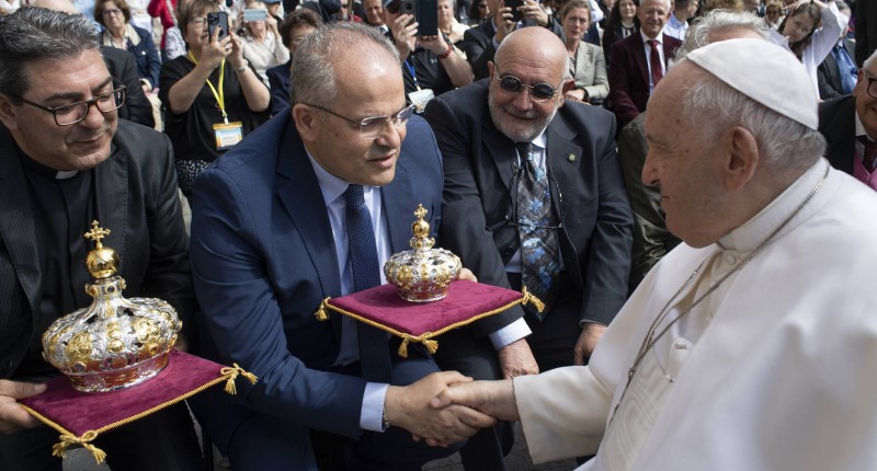 08-05-papa-affidato.jpg